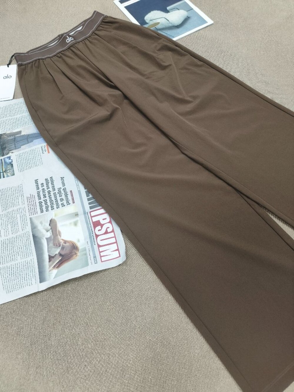 Alo Yoga Espresso Versatile High/Low Rise Trouser🔆Athleisure🎓Office (Regular) - Picture 2 of 7